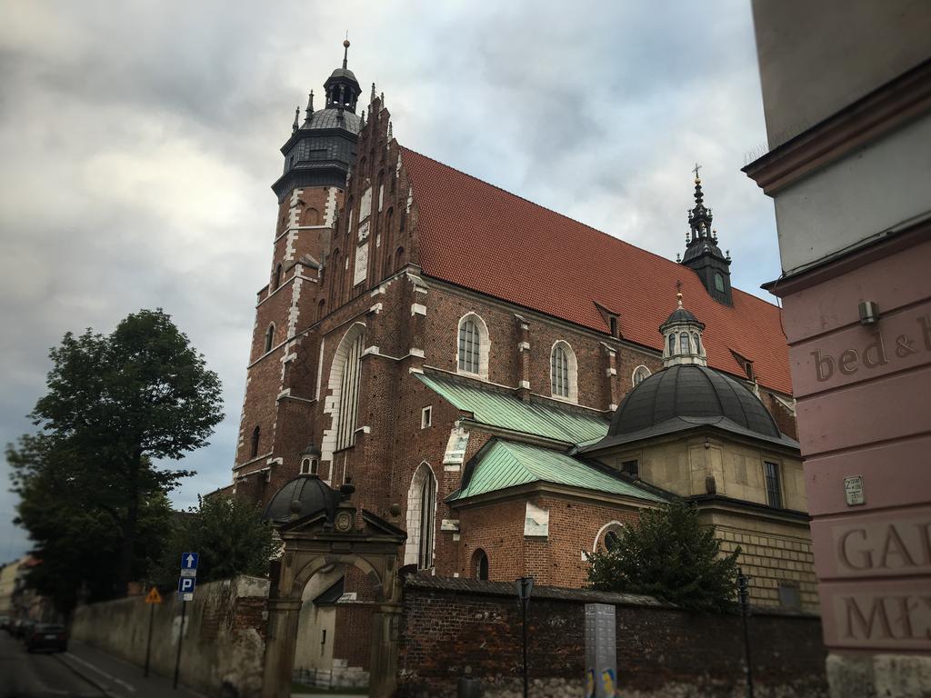 Studio Z Ogrodem Przy Starej Zajezdni Cracóvia Exterior foto
