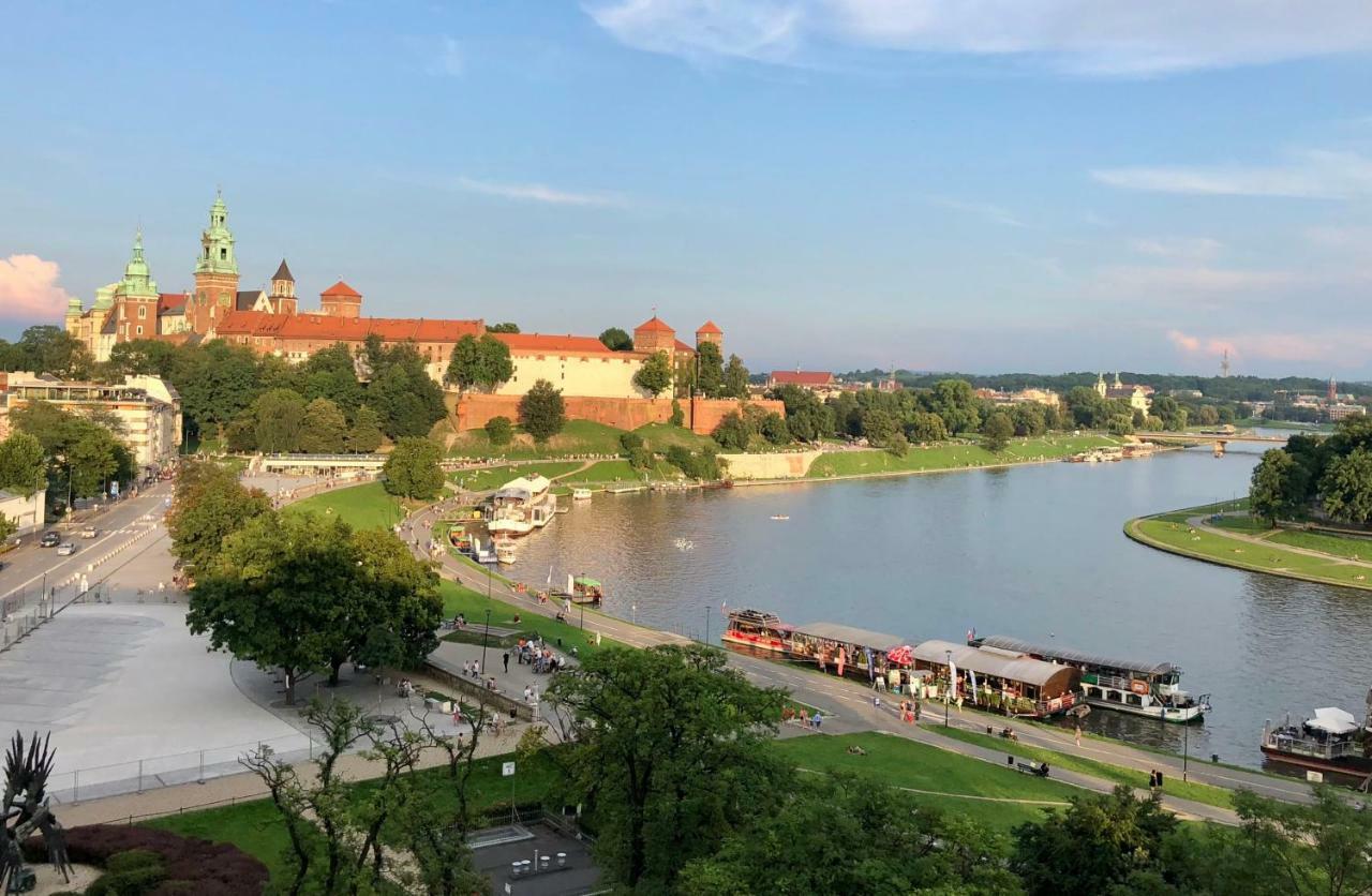 Studio Z Ogrodem Przy Starej Zajezdni Cracóvia Exterior foto