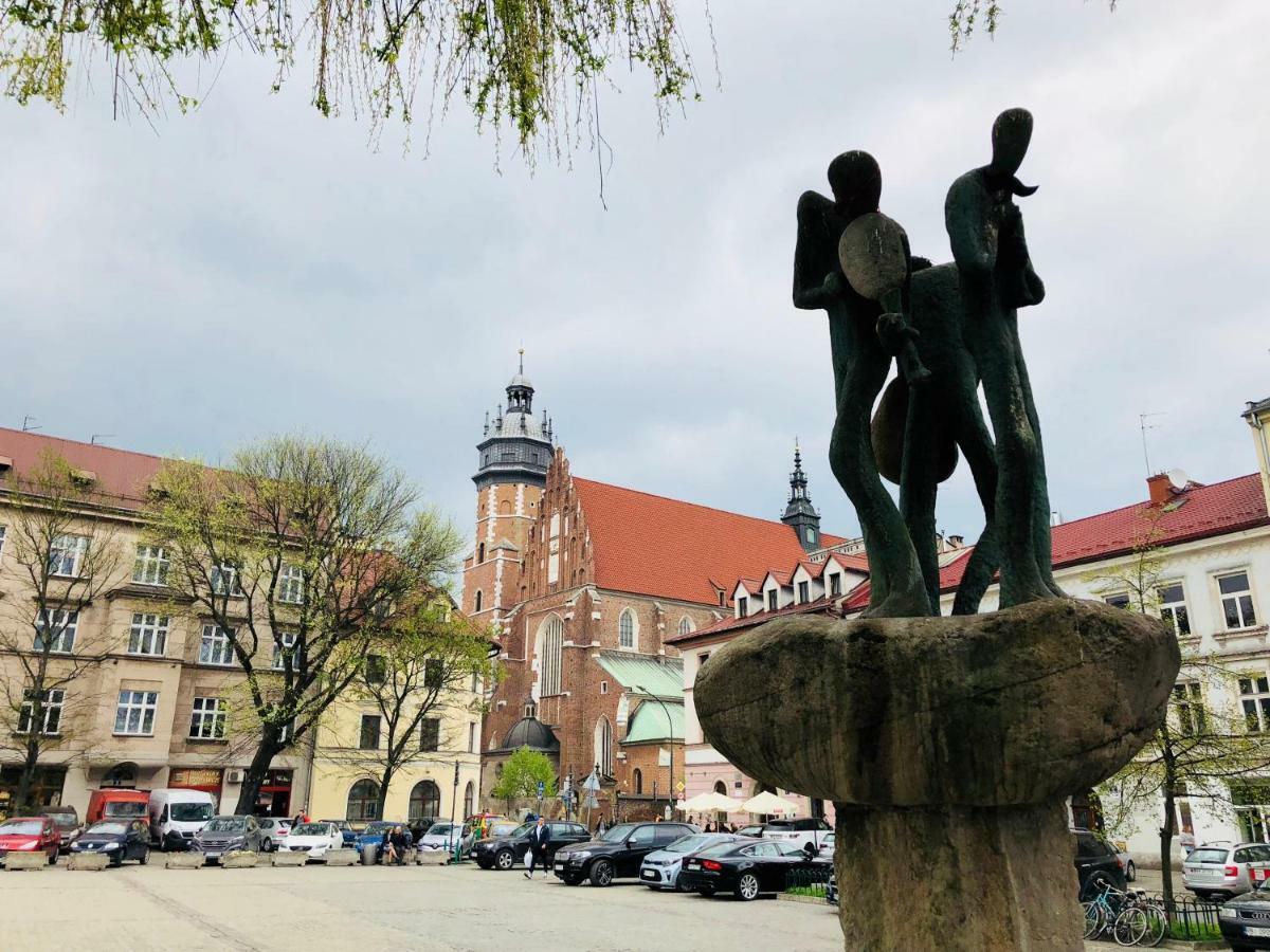 Studio Z Ogrodem Przy Starej Zajezdni Cracóvia Exterior foto